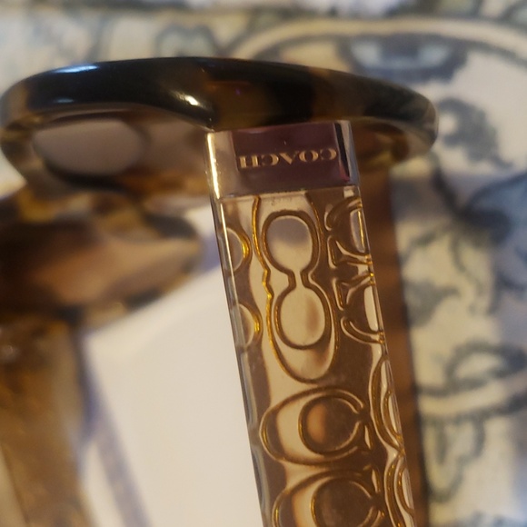 Brown Coach Tortoise Frames & Coach Wristlet & Cleaning Cloth - Picture 4 of 10